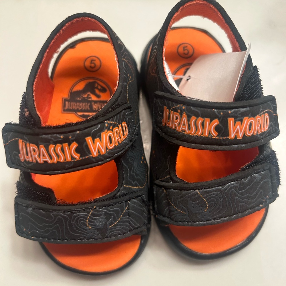 NWT-Jurassic World Sandals